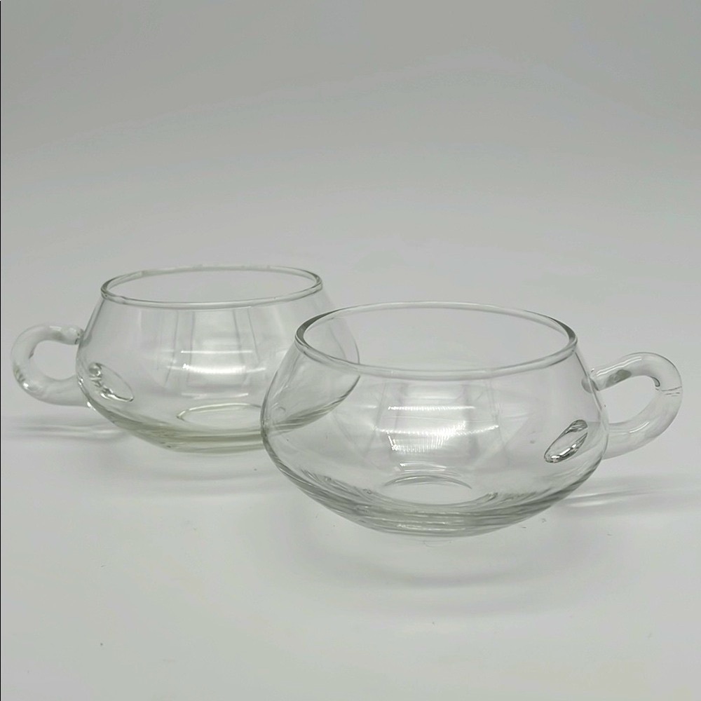 Vintage Moderno by Riekes-Crisa Hand Blown Clear Glass Punch Cups (Set of 2)